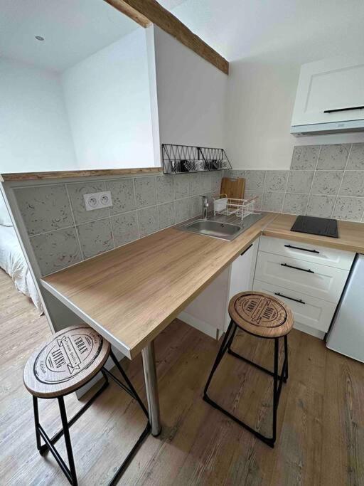 Petite Maison Avec Clim Блоа Екстериор снимка