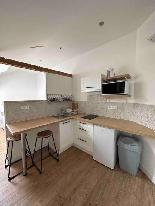 Petite Maison Avec Clim Блоа Екстериор снимка